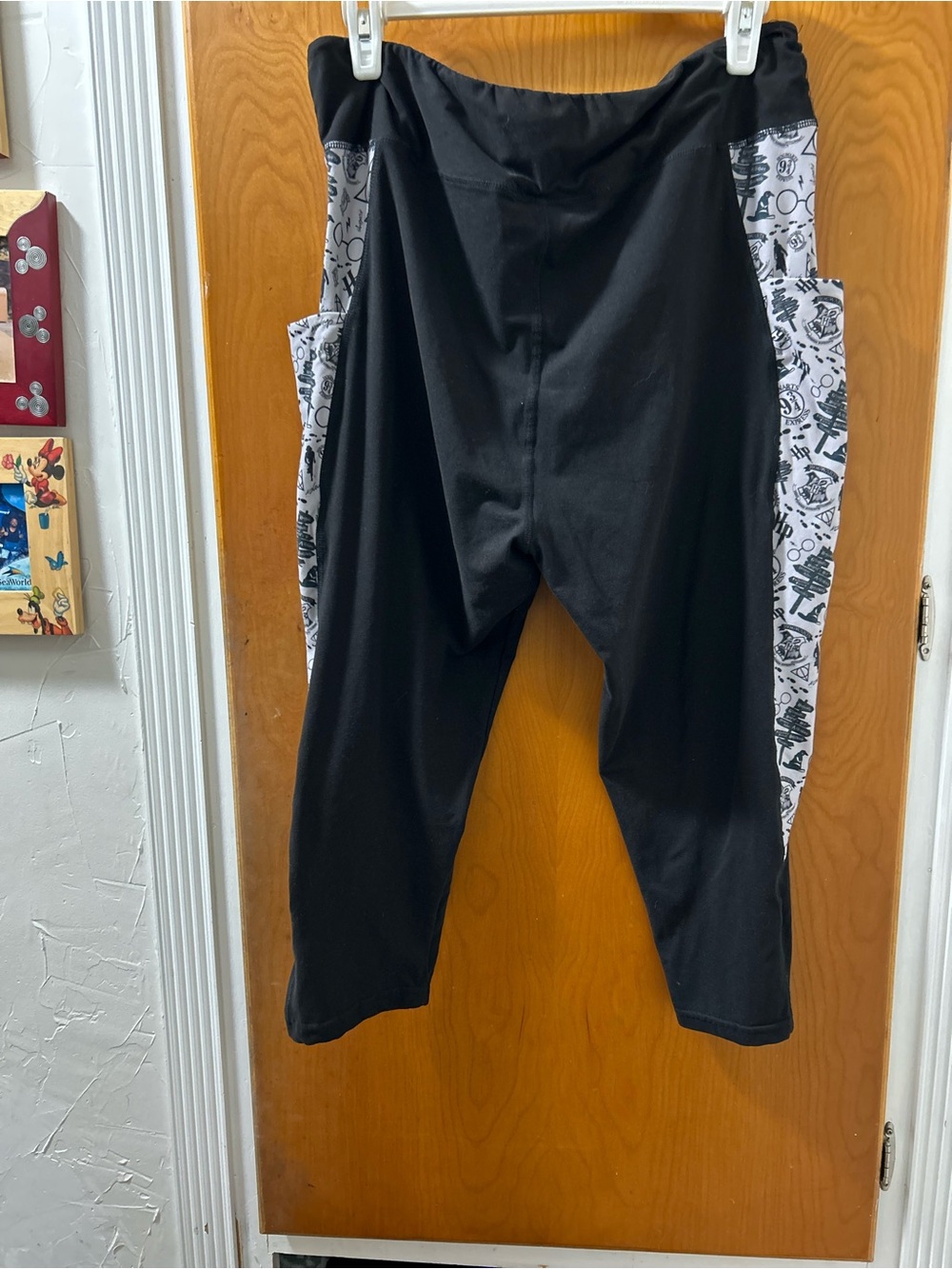 Black High-Rise Leggings with White Harry Potter themed Graphic Side Panels - Picture 6 of 6